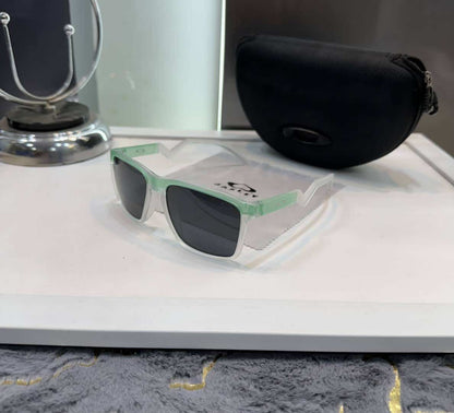Oakle y Designer Green-Black Premium Shade 3116