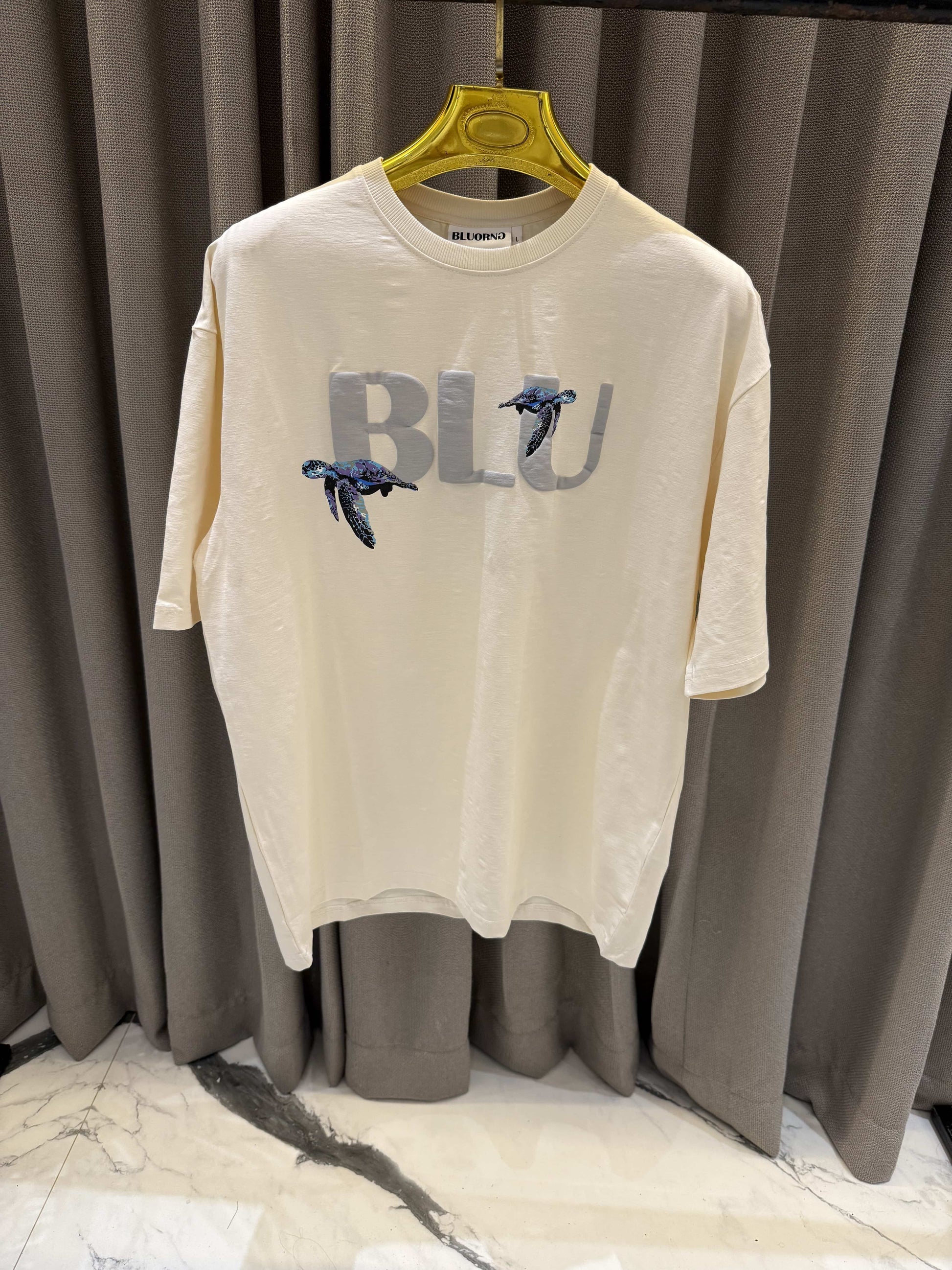 Blu & ORNG Round Neck T-shirt Turtle Edition Cream