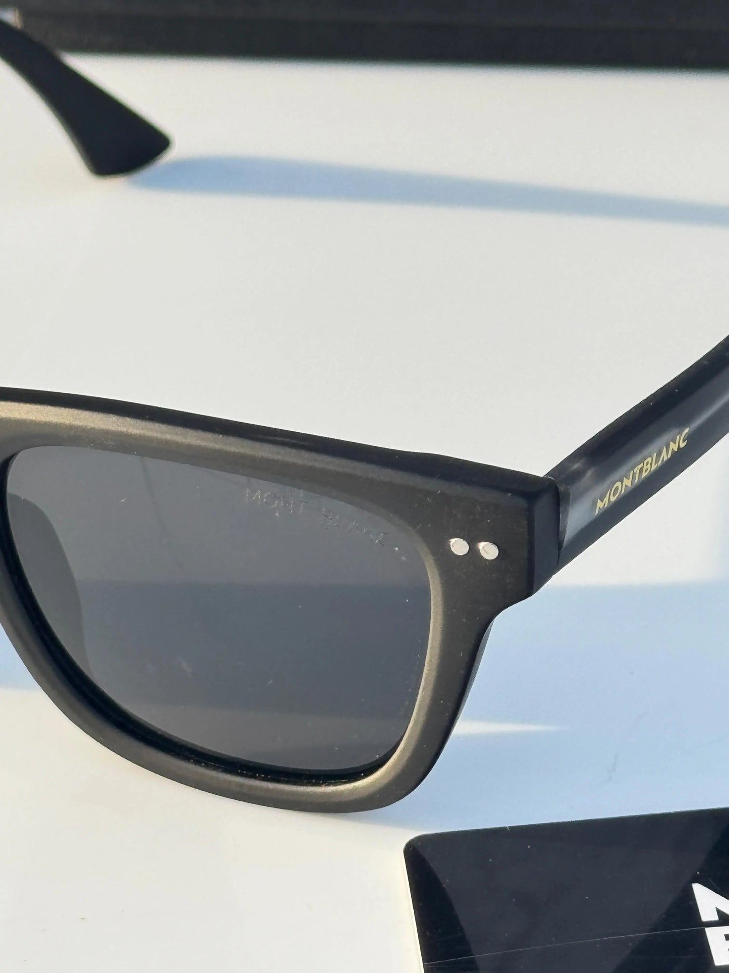 Mont_blanc_254_matt_black