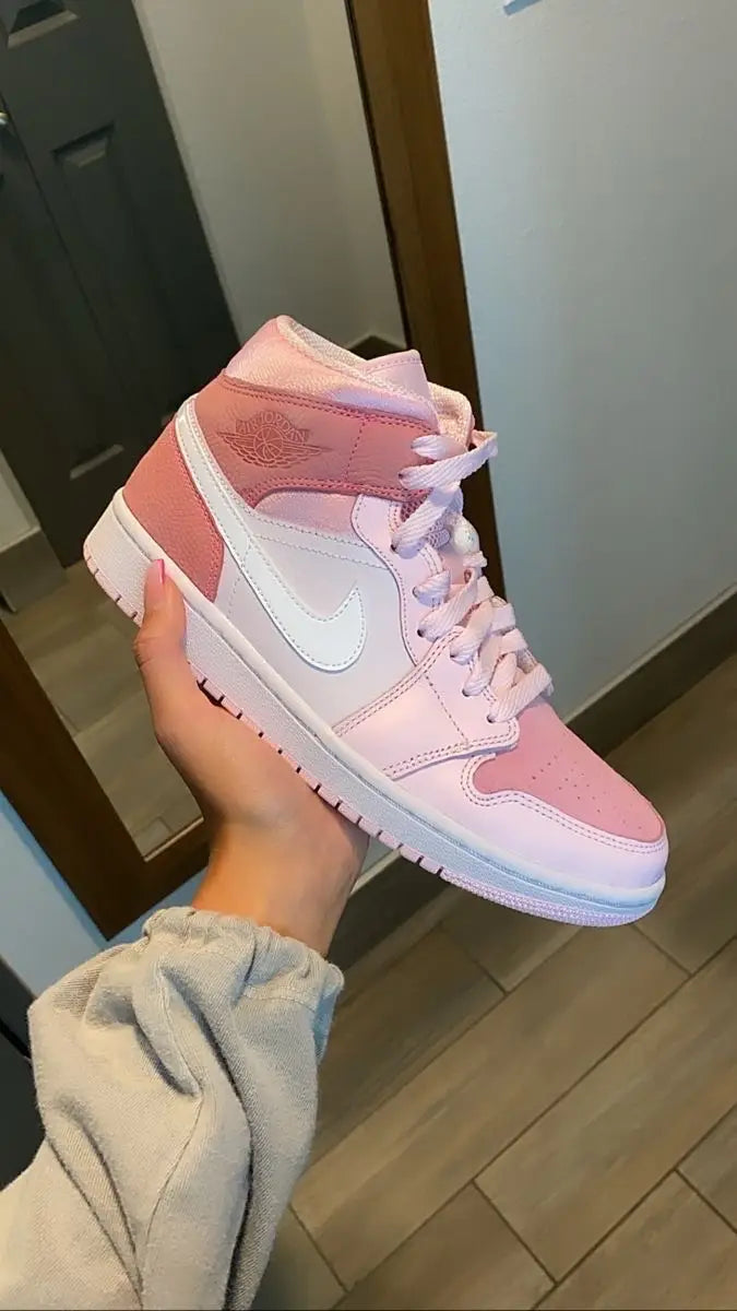Nike_Jordan Retro 1 Mid Digital Pink Sneaker For Her